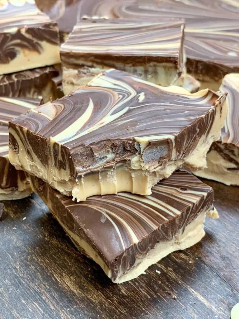 Easy 3-Ingredient Microwave Tiger Fudge