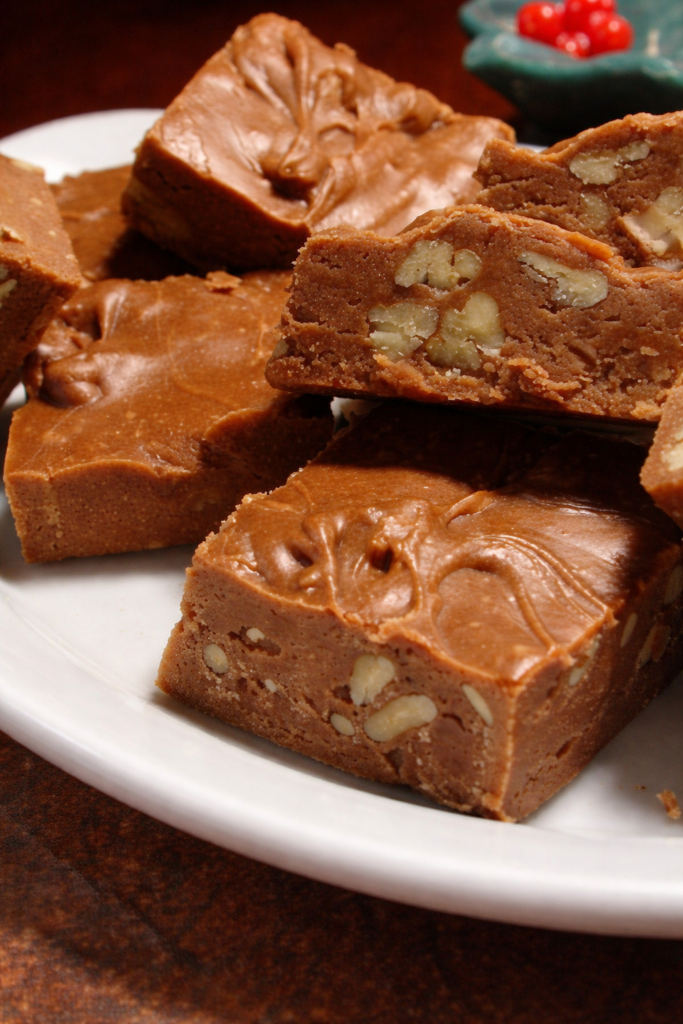 5 Minute Fudge (Classic Old-Fashioned Recipe)