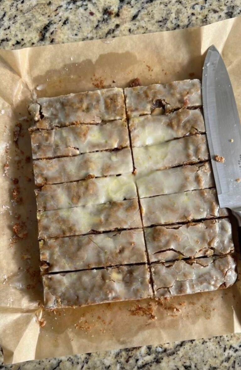 Lebkuchen Bars: A Cozy Taste of Holiday Tradition